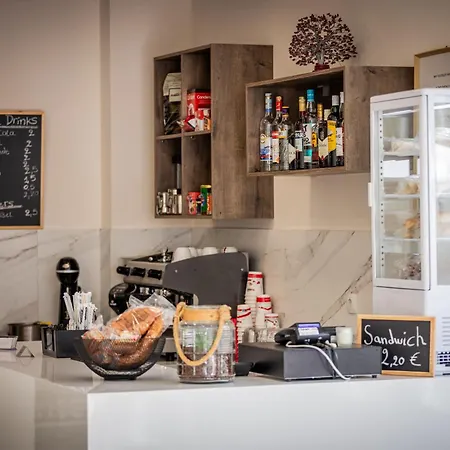 Elysium - Majken Olympiakí Aktí