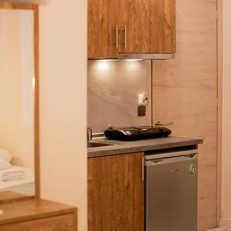 Elysium - Majken Olympiakí Aktí