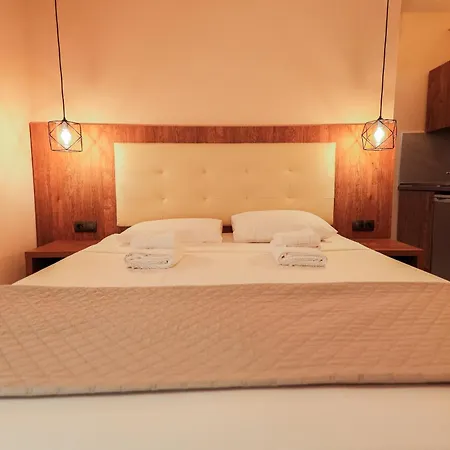 Elysium - Majken Apartamento Olympiakí Aktí